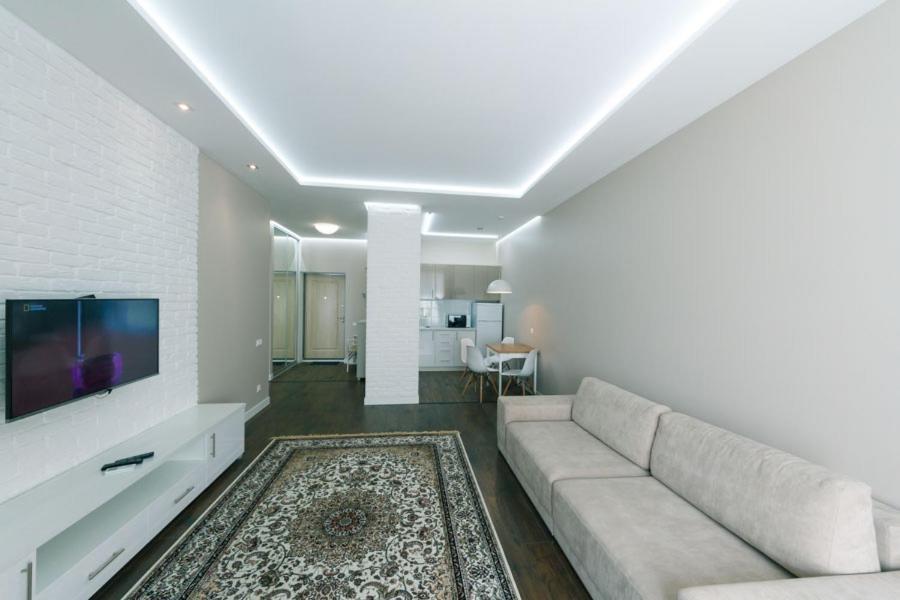 Квартира На Улице Деловая Kiew Exterior foto